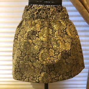 Cute skirt brand new with tag